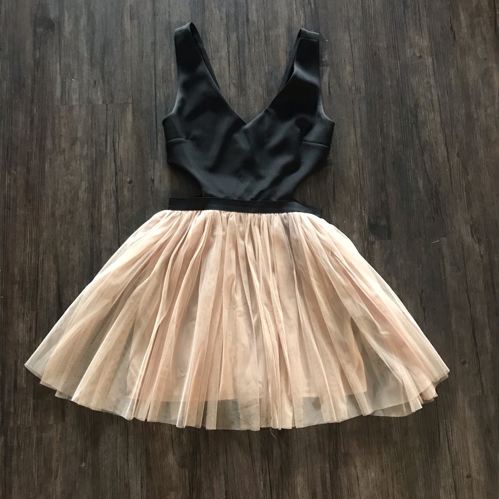 XXI tutu cut out dress size Small
